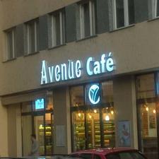 Avenue Café