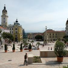 Pécsi Széchenyi tér