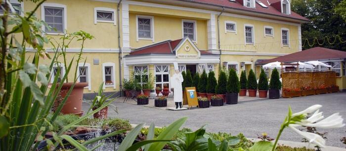 Aranysas hotel, Alsóörs elérhetőségek, kapcsolat, nyitvatartás, telefonszám