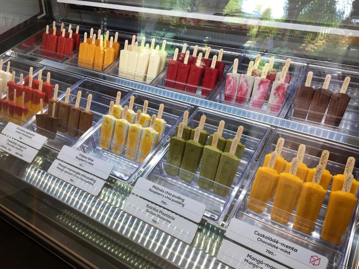Az Anjuna Ice Pops minden terméke gluténmentes és organikus alapanyagokból készül Anjuna Ice Pops vegán jégkrémei 100% gyümölcsből készülnek