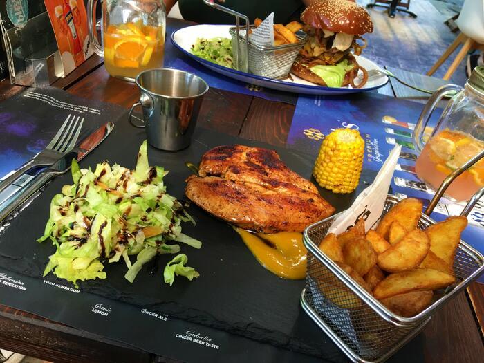 Bliss Bistro Balatonfüreden a Tagore sétányon