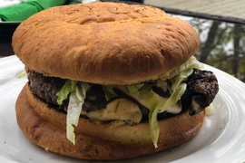 Ha finom hamburgert keresel a Balatonnál - Ham&Ham Burgerbár