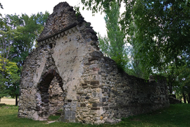 Aszófői templomrom