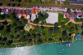 Alsóörs Strandfürdő - Szerintünk a Balaton egyik legjobb strandja