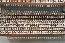 A világon egyedülálló magyar gyűjtemény – Gyűszűmúzeum, Vácrátót