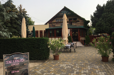 La Villa Étterem Balatonalmádi A balatonalmádi La Villa Étterem