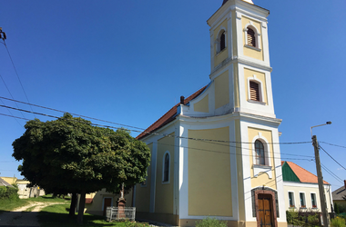 Szent Euszták templom Herend