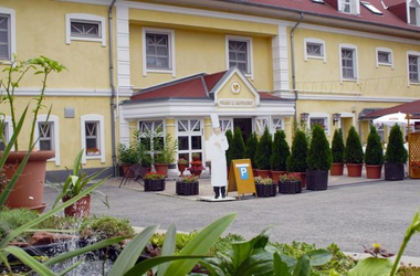 Aranysas hotel, Alsóörs elérhetőségek, kapcsolat, nyitvatartás, telefonszám Aranysas hotel, Alsóörs elérhetőségek, kapcsolat, nyitvatartás, telefonszám