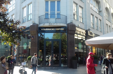 Starbucks - kávézó Starbucks