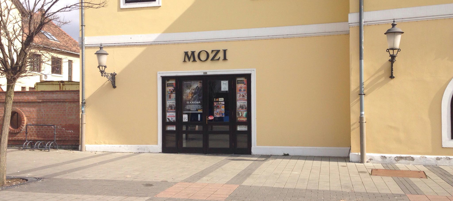 Pest megye egyik utolsó mozija, a Gödöllői Városi Filmyzínház A Gödöllői Városi Filmszínház