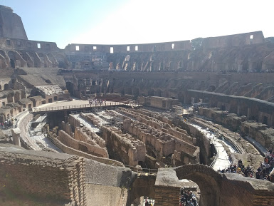 Római Colosseum belüről